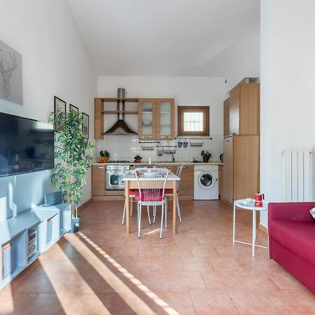 Four Shades Of Pisa Apartments Εξωτερικό φωτογραφία