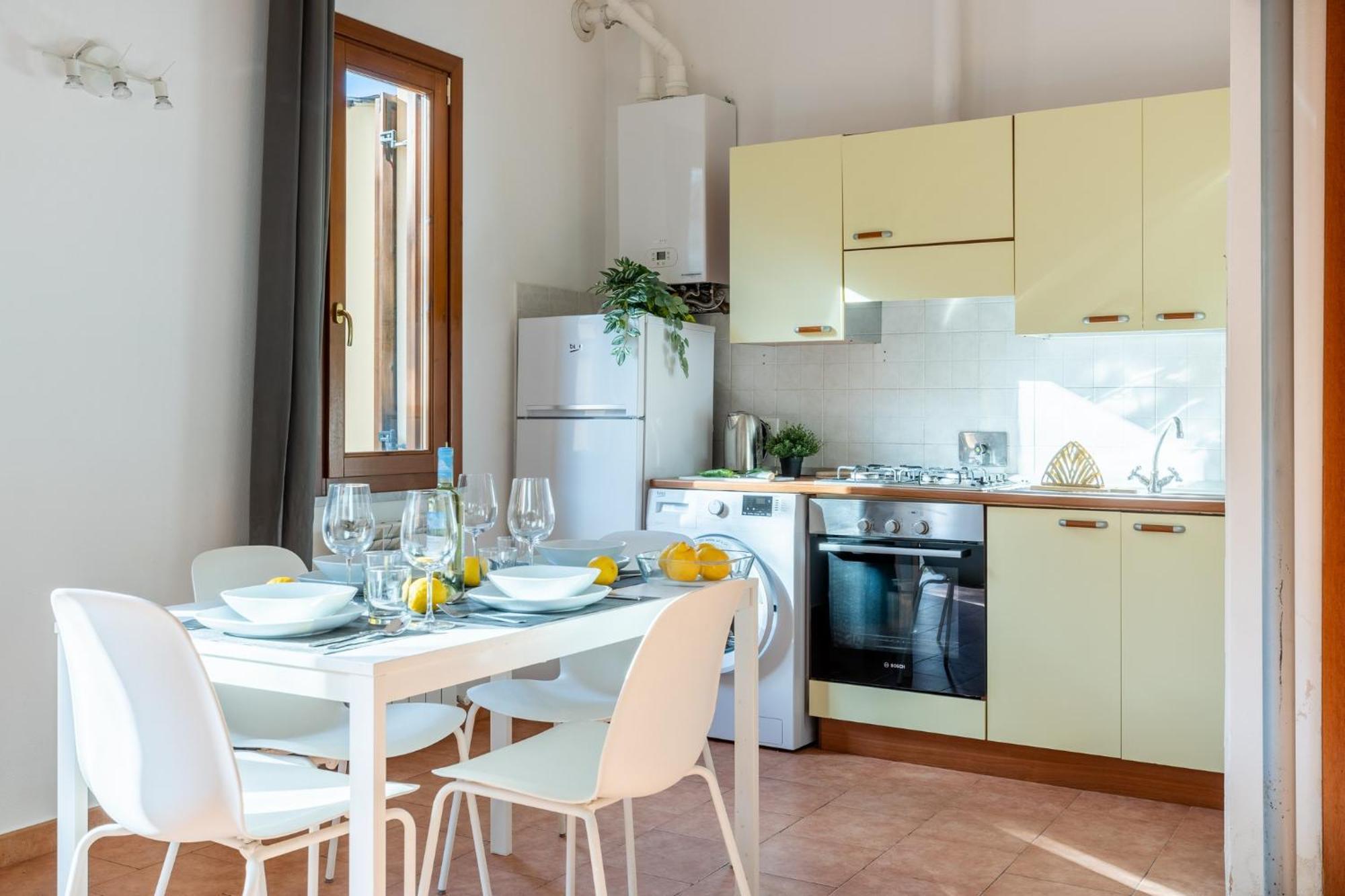 Four Shades Of Pisa Apartments Εξωτερικό φωτογραφία